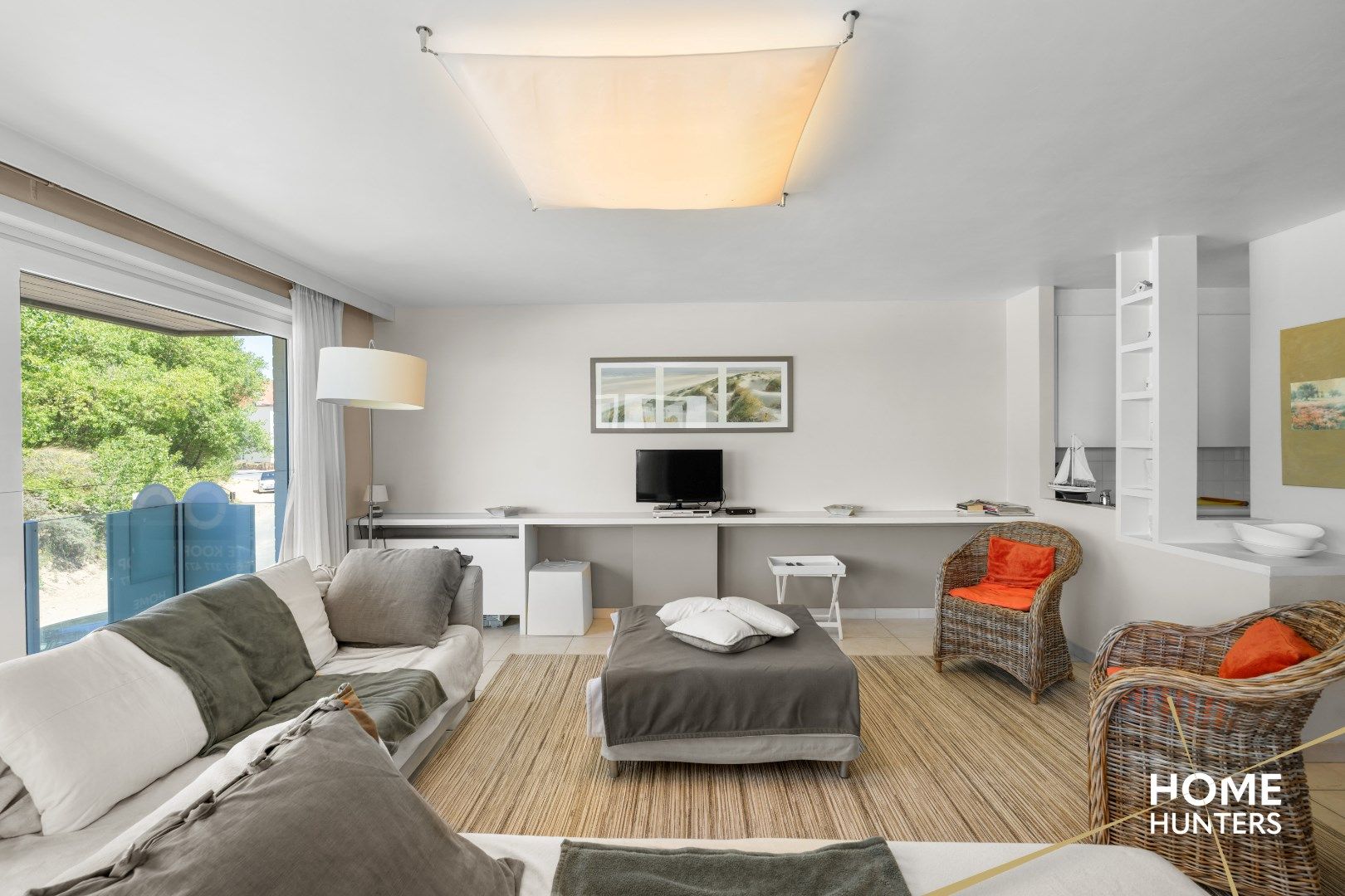 Uniek 2 slaapkamer appartement met zicht op zee en duinen foto 11
