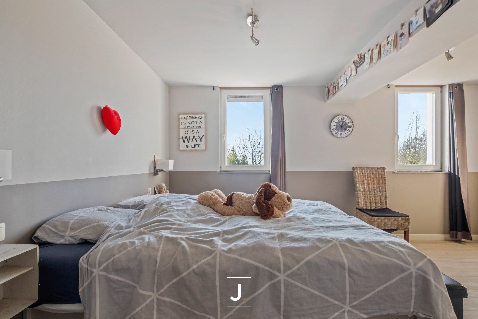 Instapklare en totaal gerenoveerde woning in Sint-Denijs foto 11