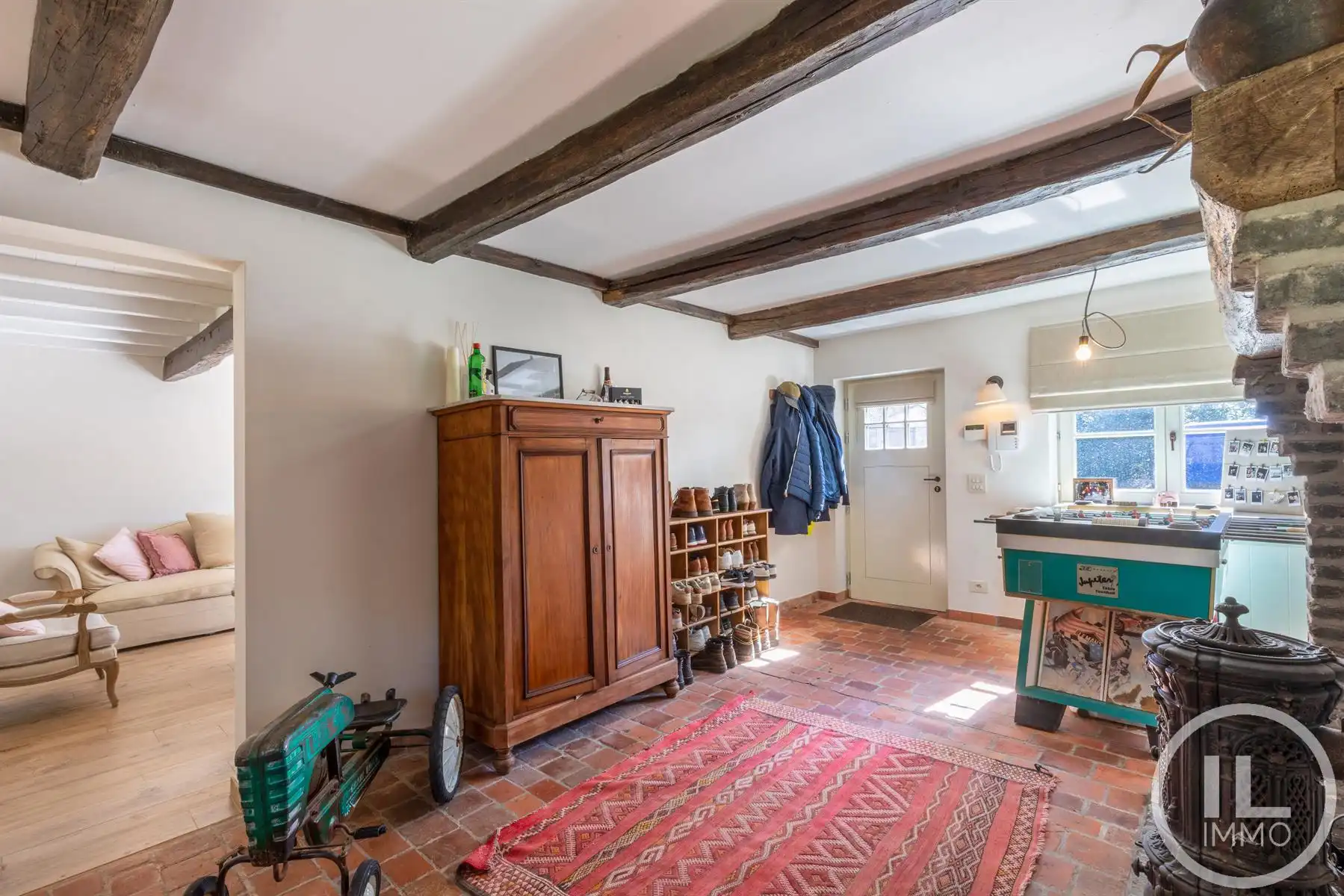 Schitterend domein van 7,7 ha met prachtige villa, zwembad, guesthouse, ruime schuur en uitgebreide paardenfaciliteiten. foto 55