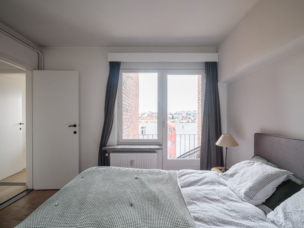 Gent centrum: Ruim appartement (3 slpkmrs) met buitenruimte, weids zicht en parkeergelegenheid nabij het het Zuidpark - Opportuniteit! foto 15