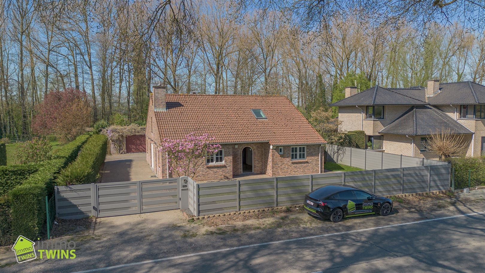 Instapklare OB met 5 slpks, garage en tuin te Grembergen foto {{pictureIndex}}