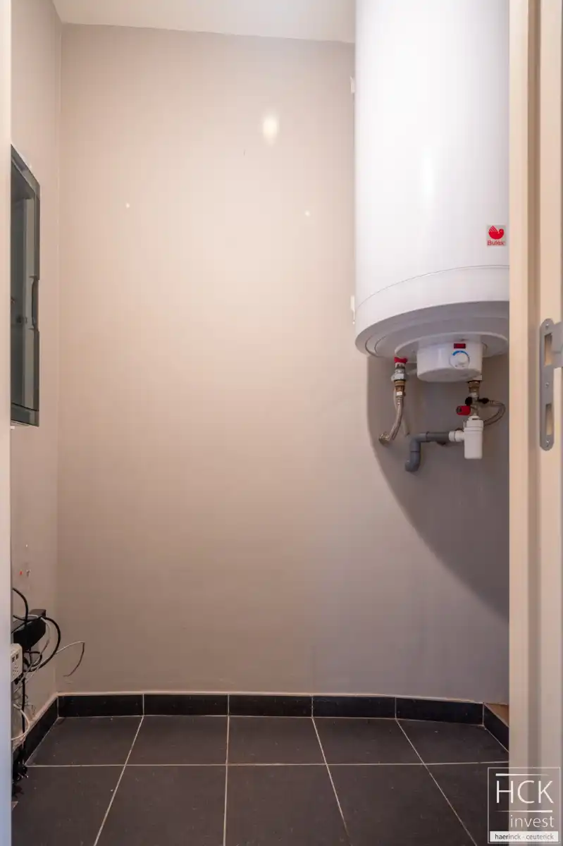 OUDENAARDE - Knap appartement met 2 SLPK. op topligging te Eine foto 11