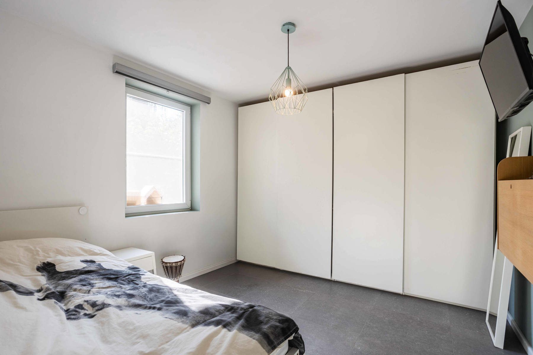 Veelzijdige (dubbele) woning met loods op ruim perceel foto 10