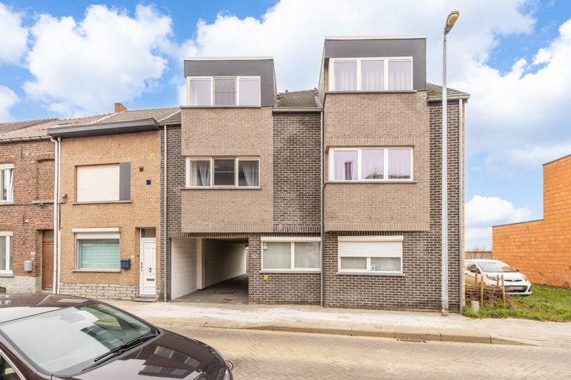 Trendy en energiezuinig appartement met 2 slaapkamers, terras, berging en carport foto 24