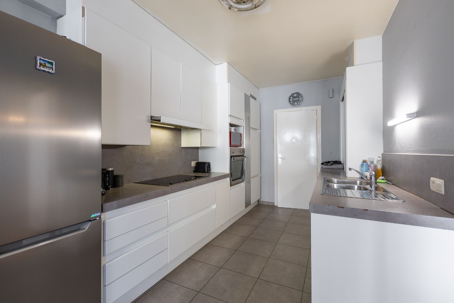 Uiterst ruim appartement vlakbij het centrum van Oostende foto 12