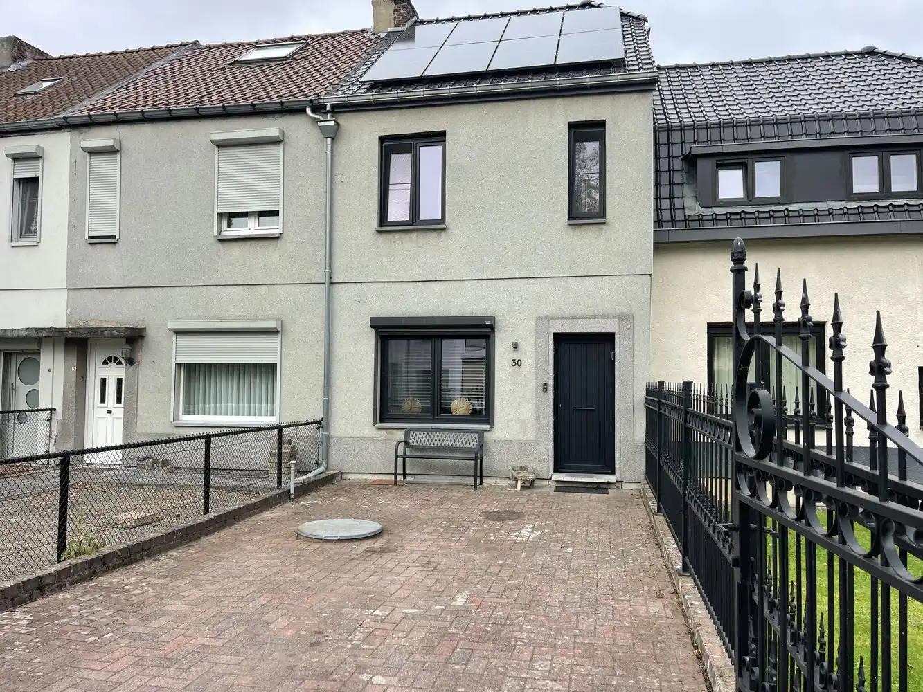 Verrassend ruime en volledig gerenoveerde woning met 3 slaapkamers en tuin foto 24