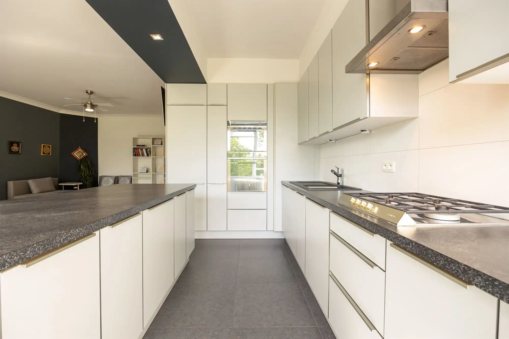 Ruim instapklaar appartement centraal gelegen foto 15