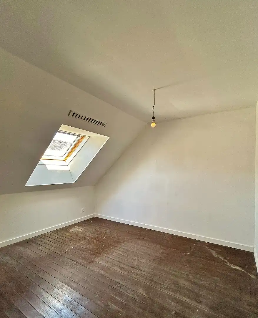 Duplex-appartement met terras in het centrum van Ieper foto 7