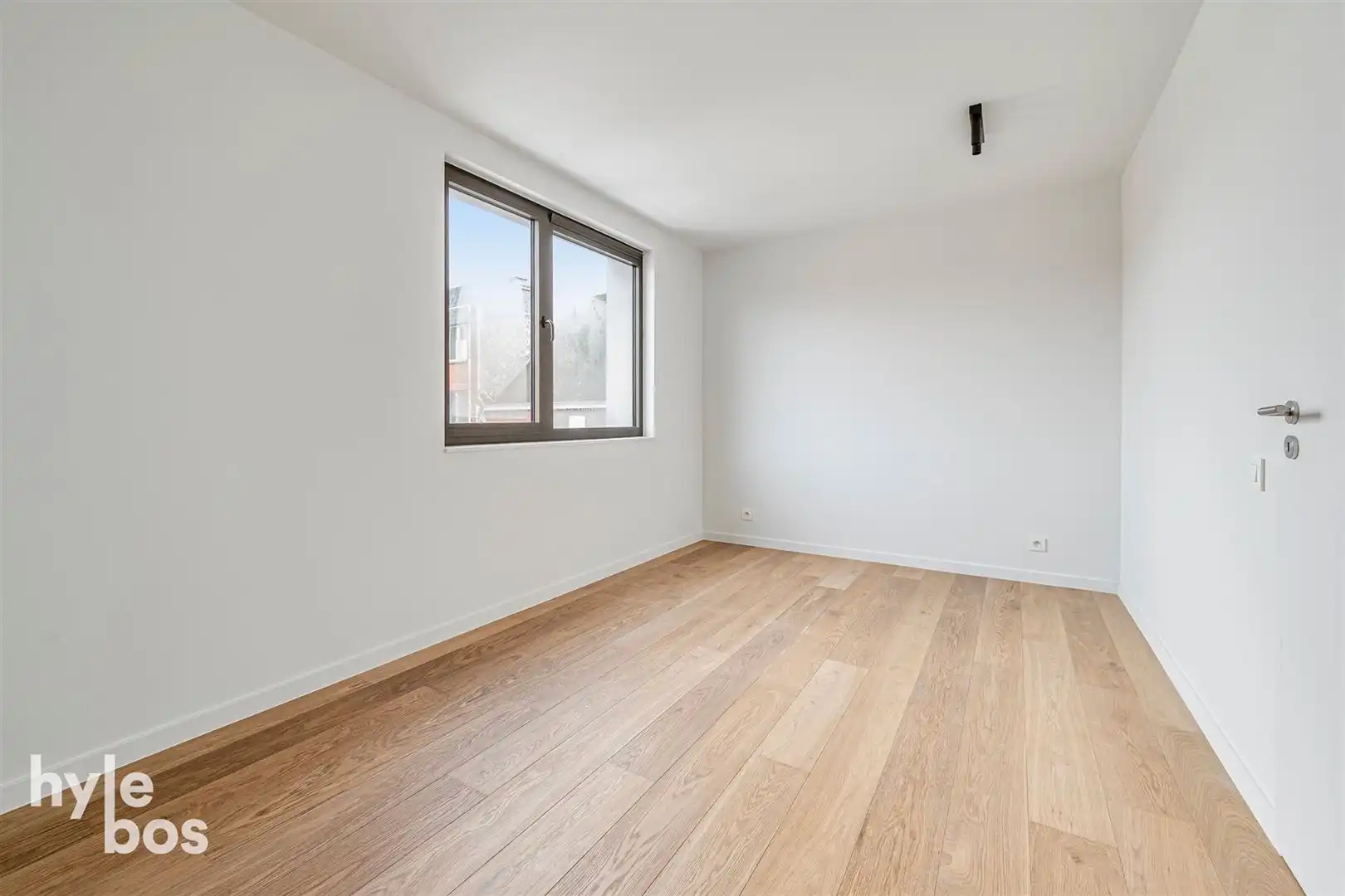 Luxueus energiezuinig penthouse met dakterras in centrum foto 14