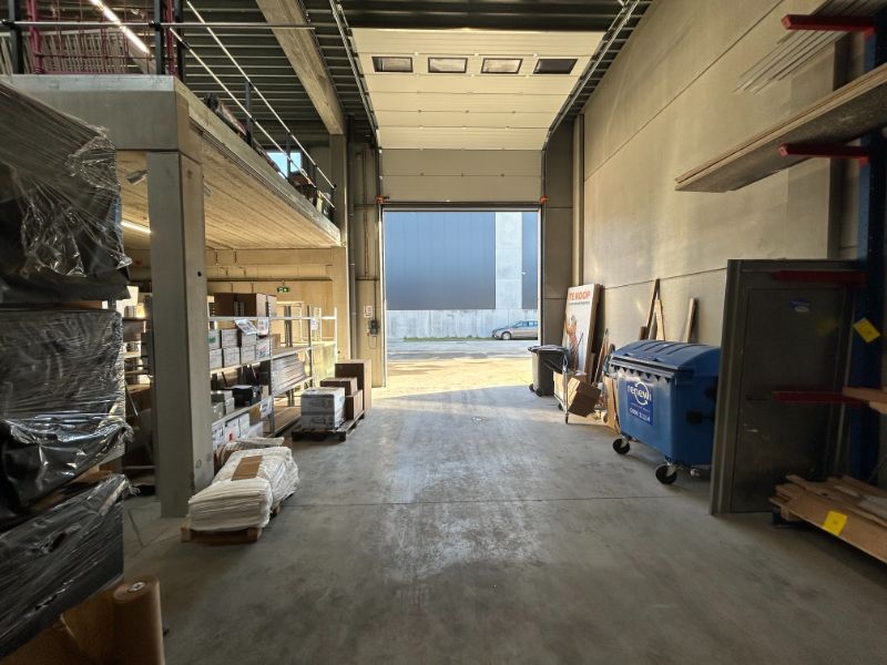 Recente KMO-unit nabij R4 foto 4