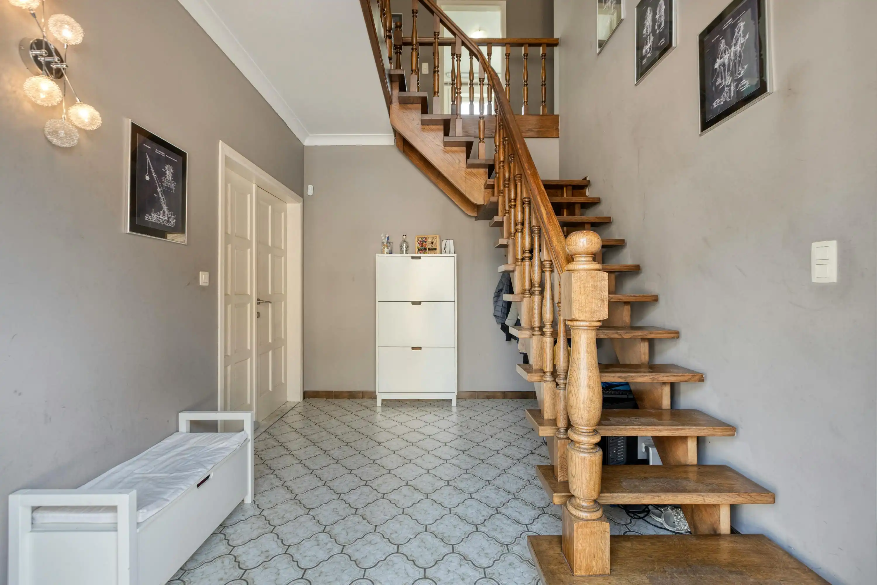 Instapklare woning met 5 slaapkamers in Bilzen-Hoeselt foto 3