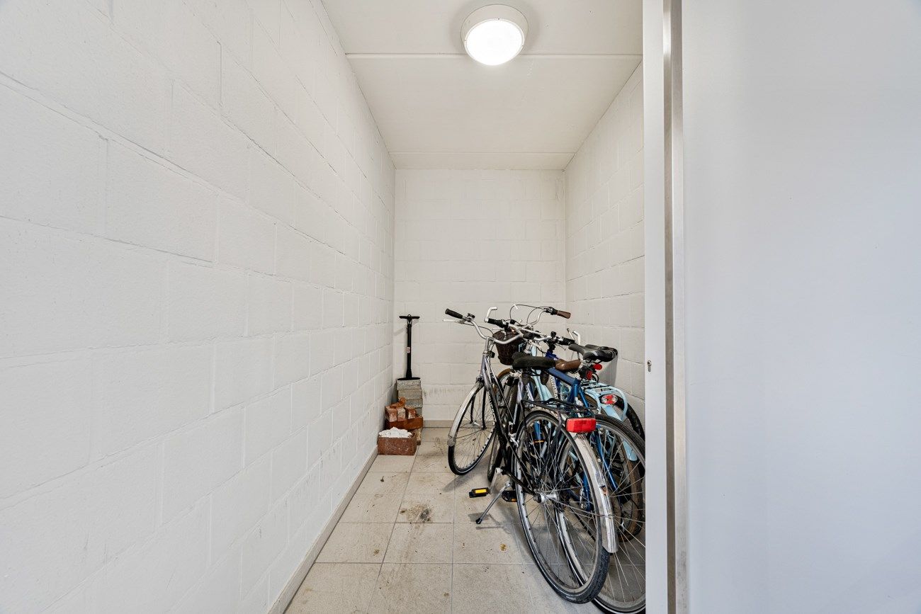 Instapklaar 1-slaapkamer dakappartement foto 13