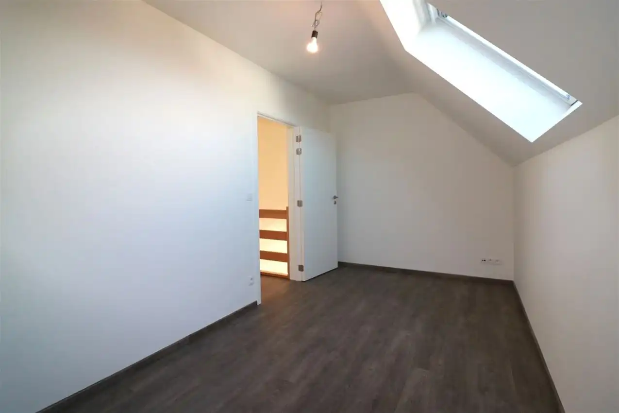 duplex met 2 grote slpk., zuidgericht terras, 2 parkings nabij centrum  foto 23
