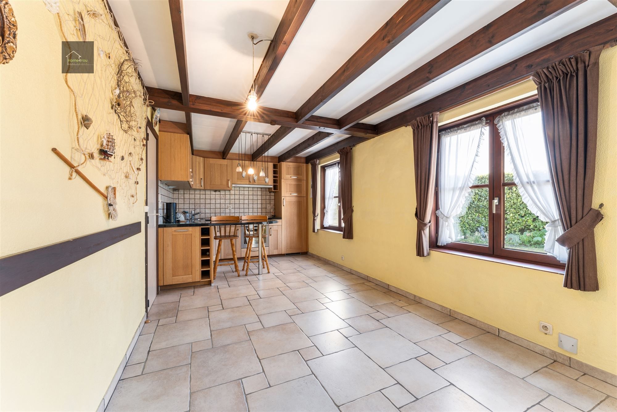 Grote vakantiewoning met tuin & staanplaats vlakbij zee. foto 10