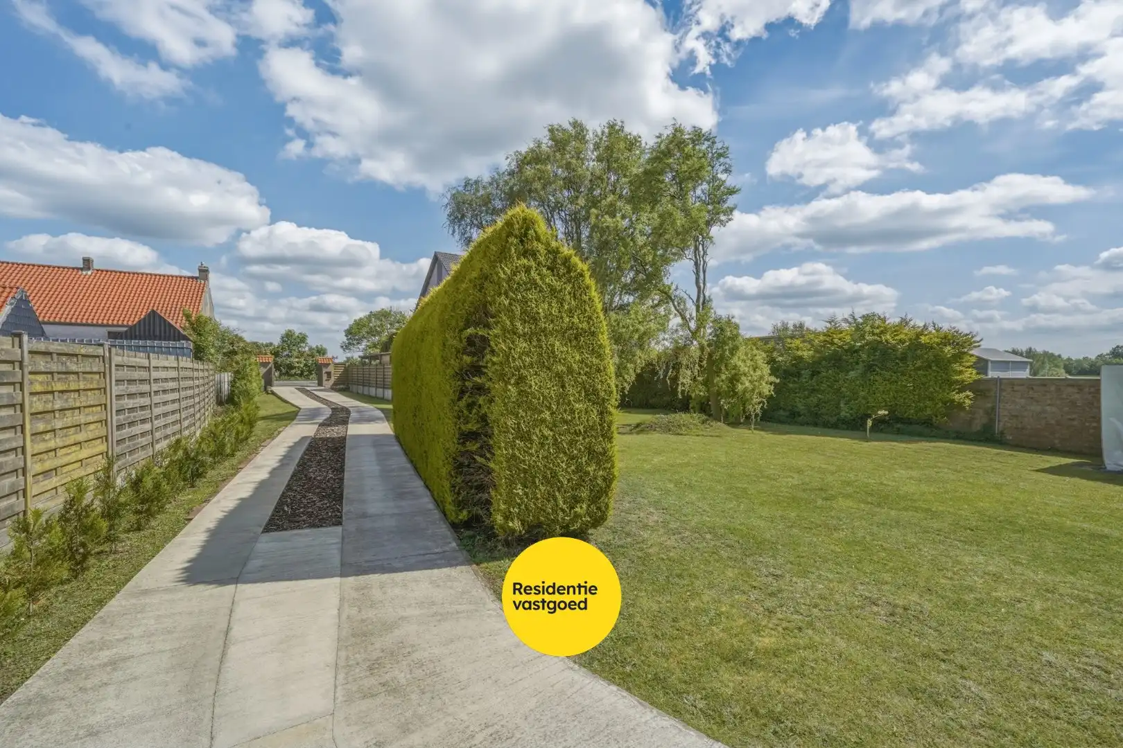 Alleenstaande woning op ruim perceel met vernieuwd woongedeelte en loods (80 m²) foto 21