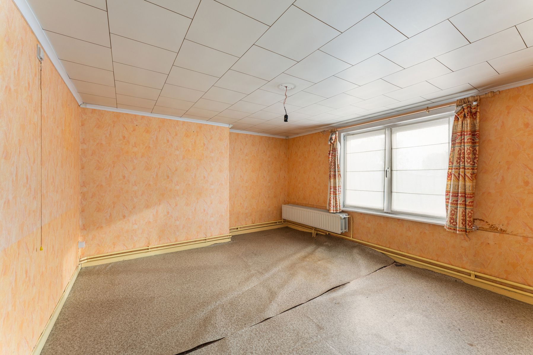 Te renoveren woning met uniek verzicht op 639m² foto 16