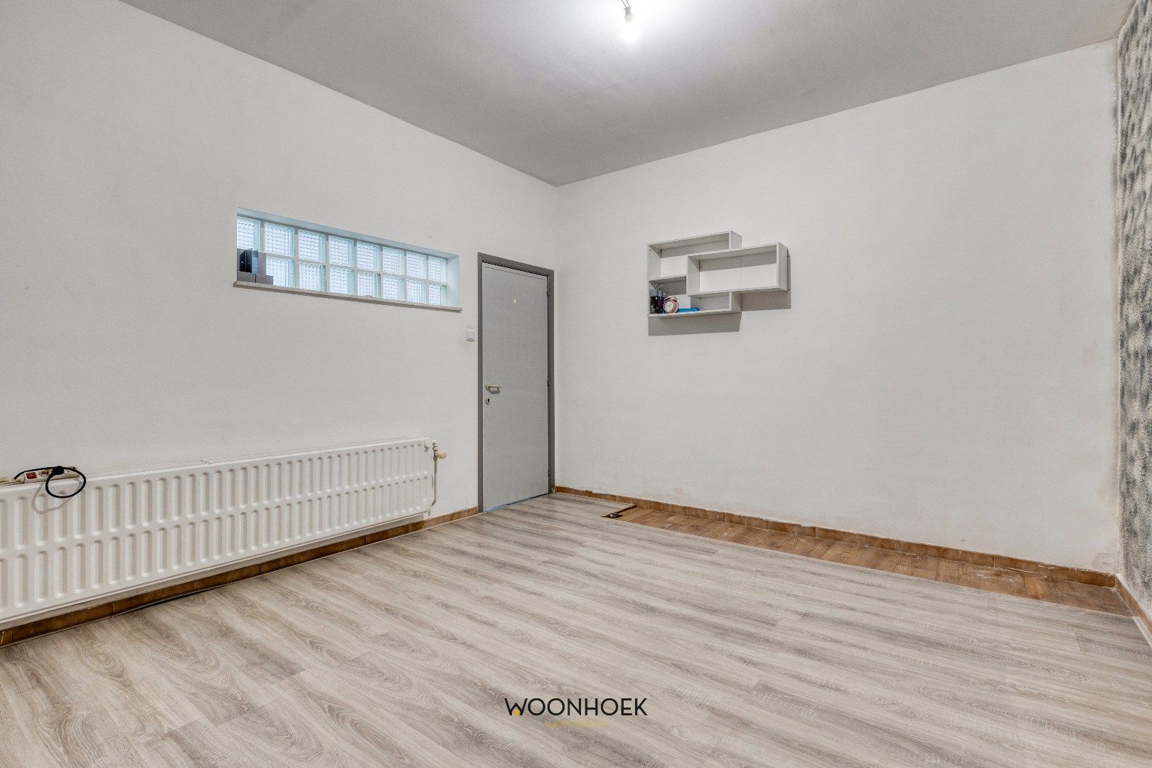 Centraal gelegen woning met 2 slpk en 2 badkamers te Zele! foto 10