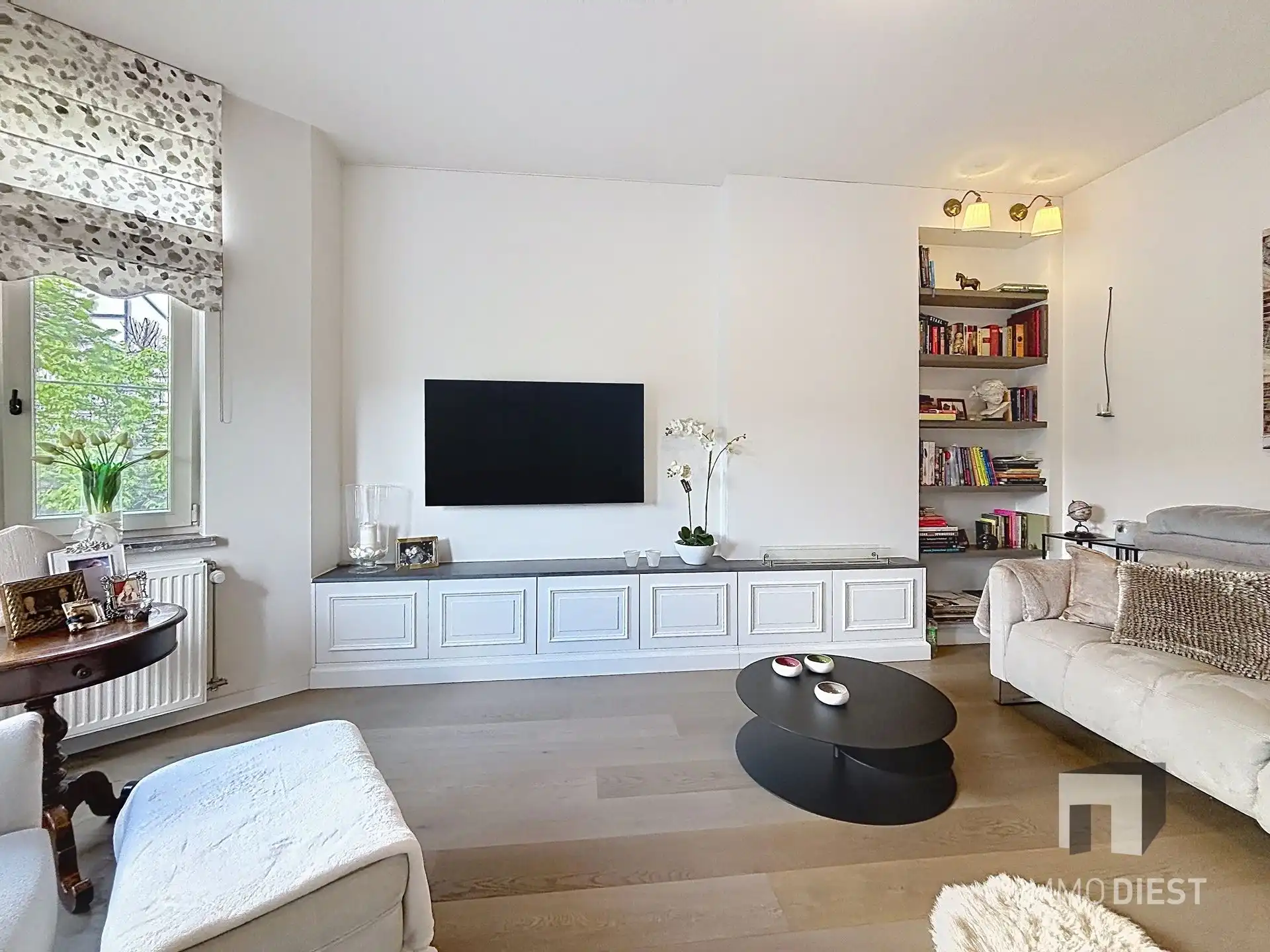 Welkom in deze herenwoning vol charme en grandeur in Scherpenheuvel. foto 4