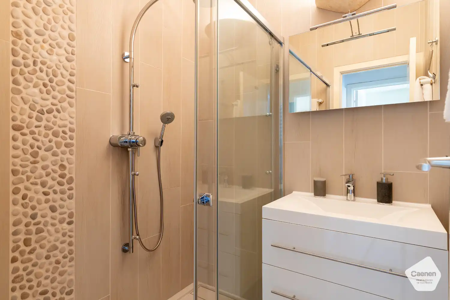 Uitstekend gelegen appartement met 1 slaapkamer foto 6