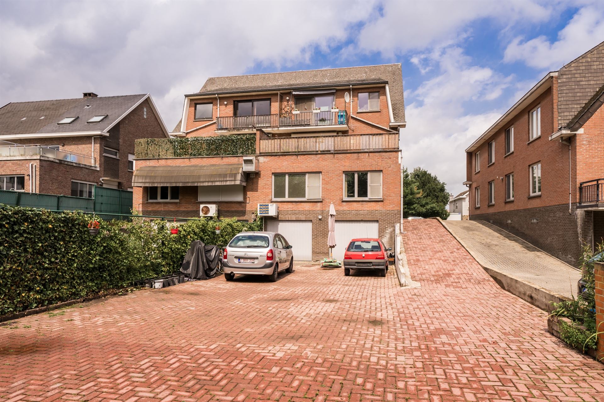 Instapklaar handelsgelijkvloers (120m²) met 3 staanplaatsen in het centrum van Keerbergen. foto 15