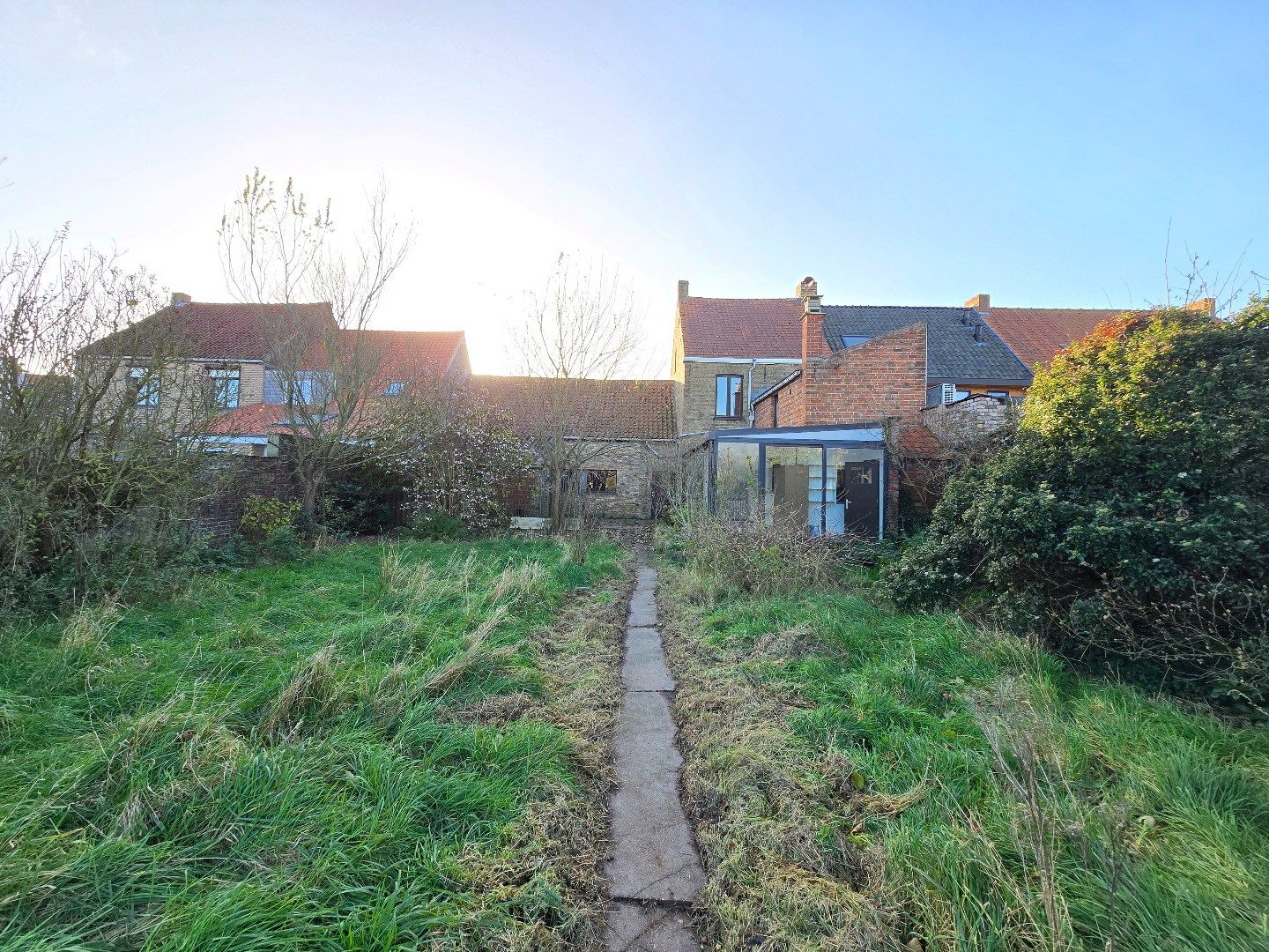 Te renoveren woning 3 slpk's foto 3