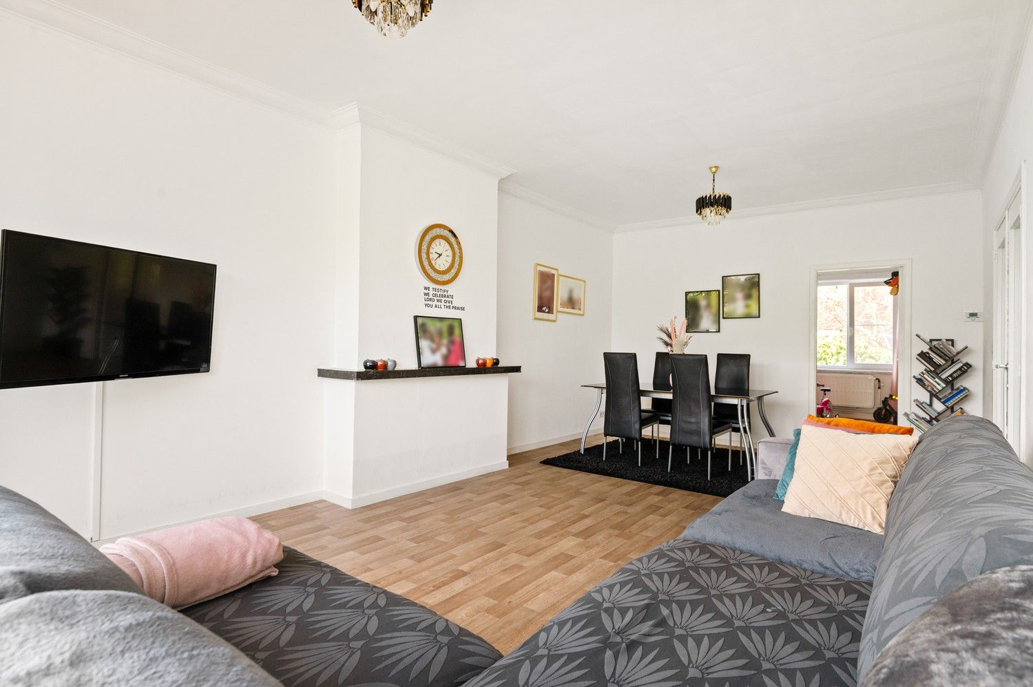 Appartement op de eerste verdieping met 2 ruime slaapkamers te Antwerpen! foto 3