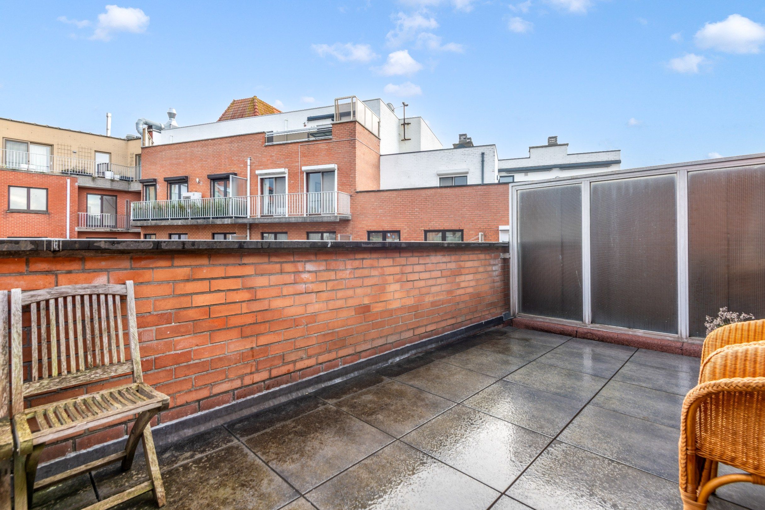 Zonovergoten penthouse met twee mooie terrassen tegen de Zoutelaan op wandelsafstand van de zeedijk. foto 18