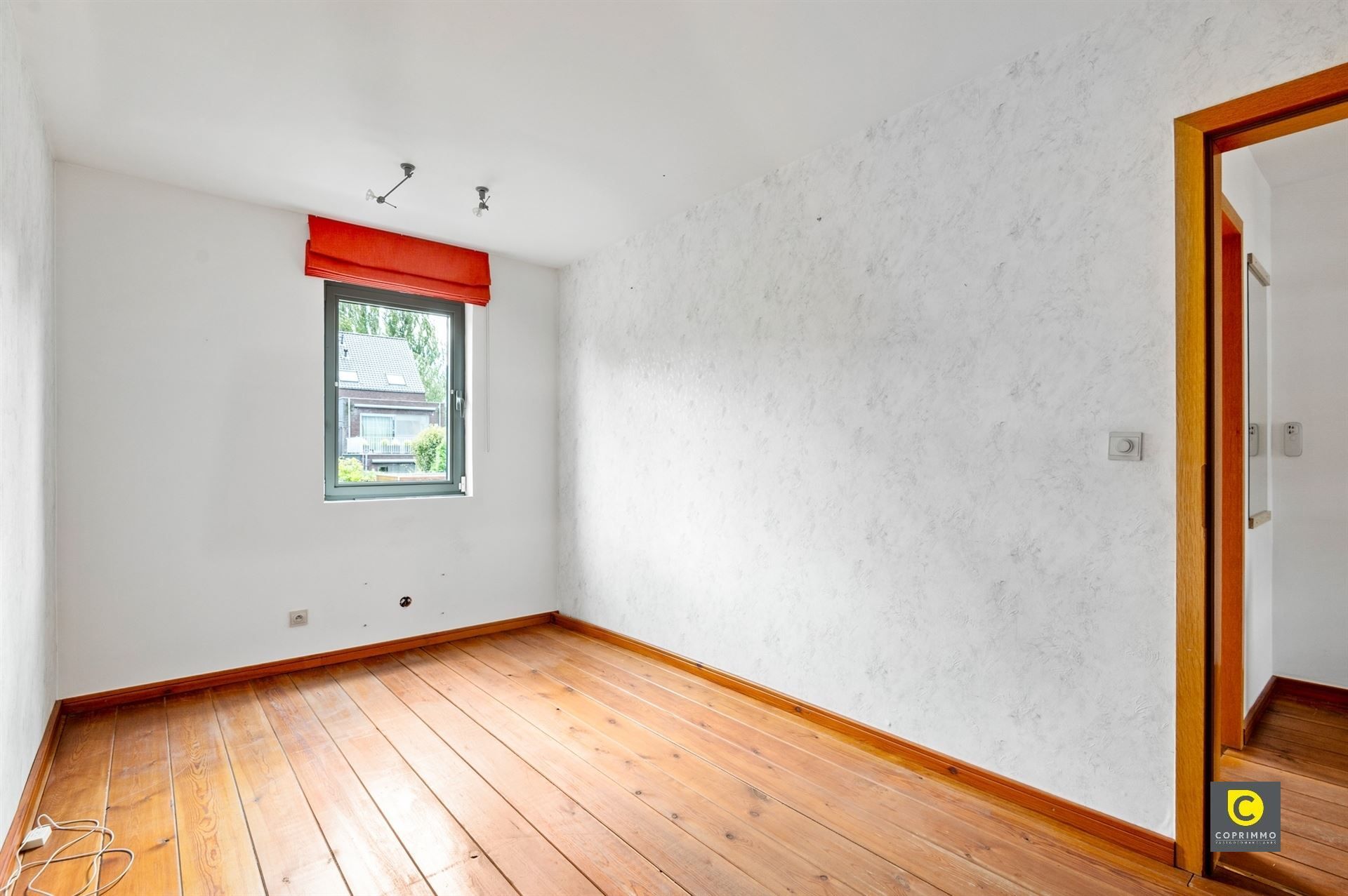 Charmante woning met garage foto 11
