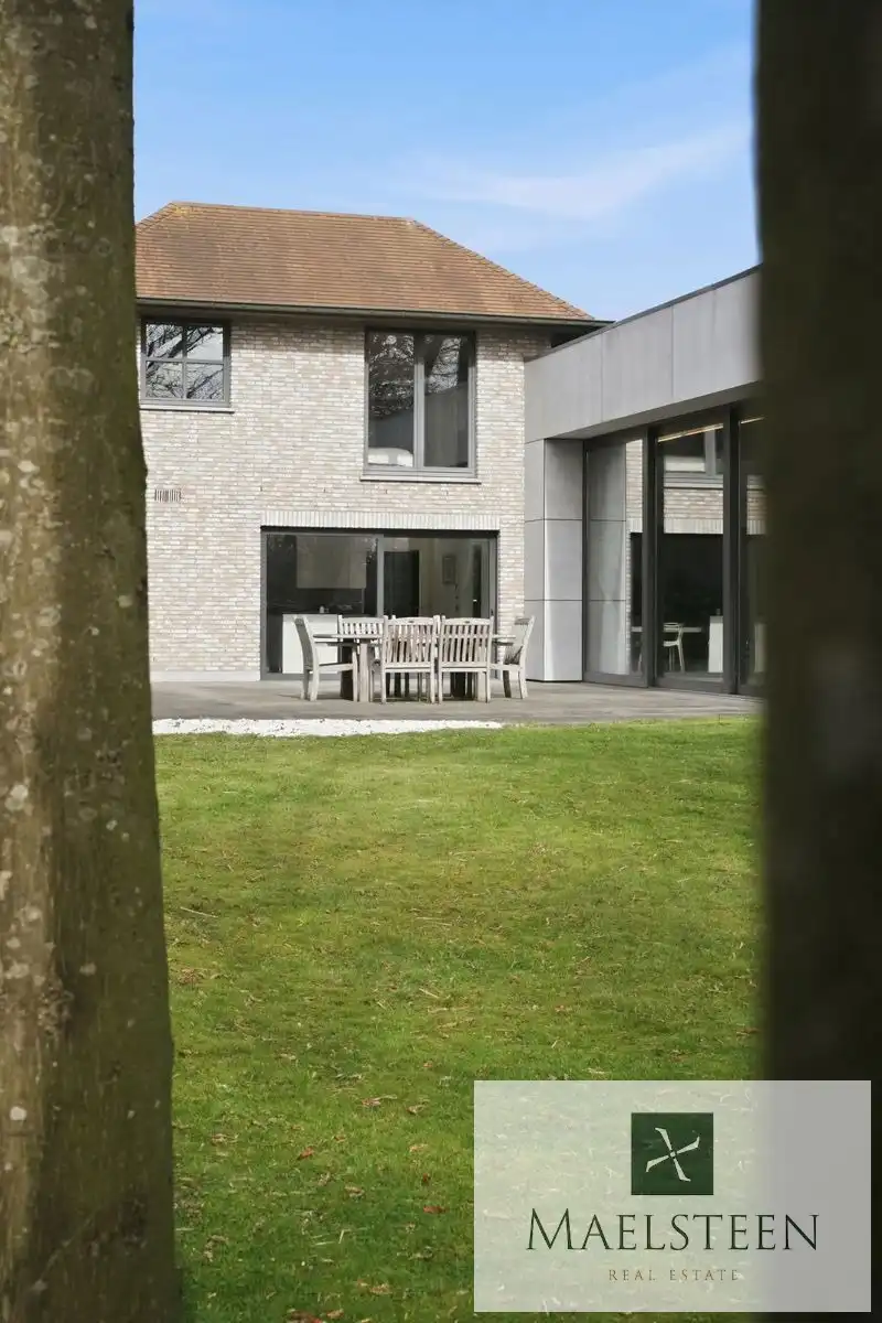 Villa met binnenzwembad op 2.045 m² Sint-Idesbald (Koksijde) foto 6