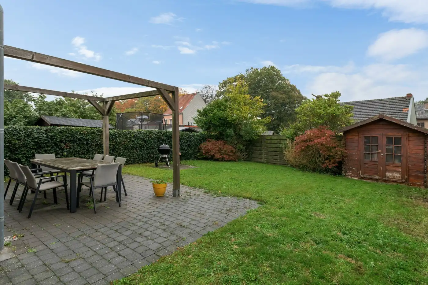 Instapklare, energiezuinige HOB met 4 slpk., carport en groene tuin foto 16