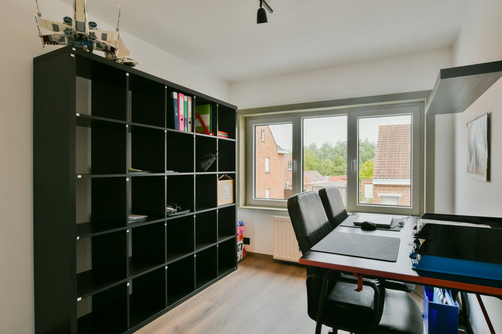 Gerenoveerde woning met 4 slaapkamers in het centrum van Eernegem foto 16