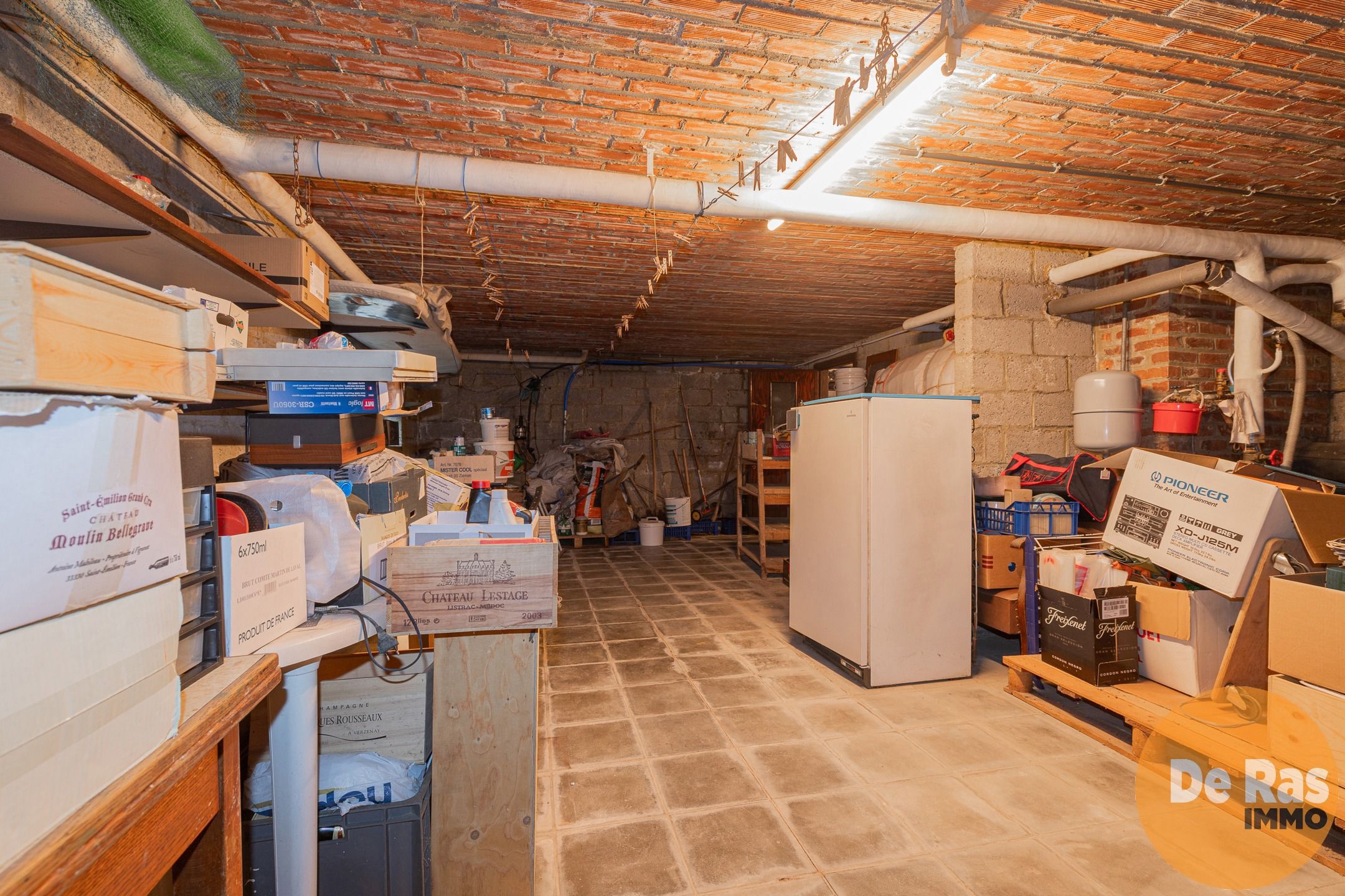 HILLEGEM - Statige HOB op rustige ligging met mooie tuin foto 27
