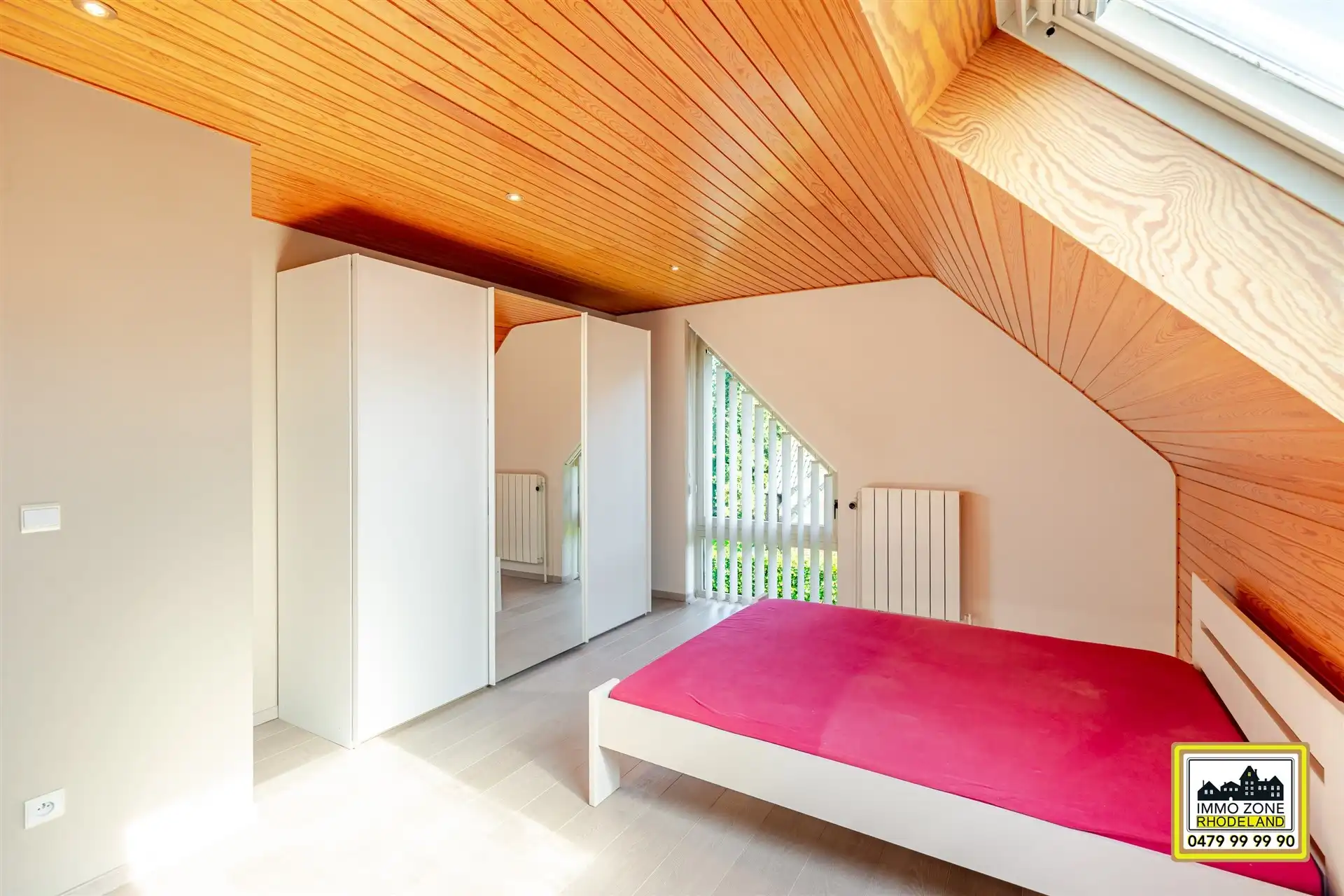 Prachtige villa met grote tuin met ideale ligging foto 22