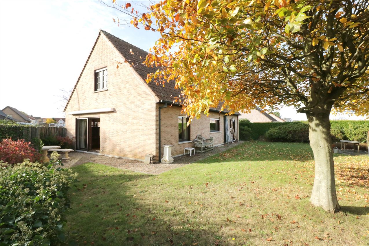 met prachtige tuin, nabij centrum foto 2