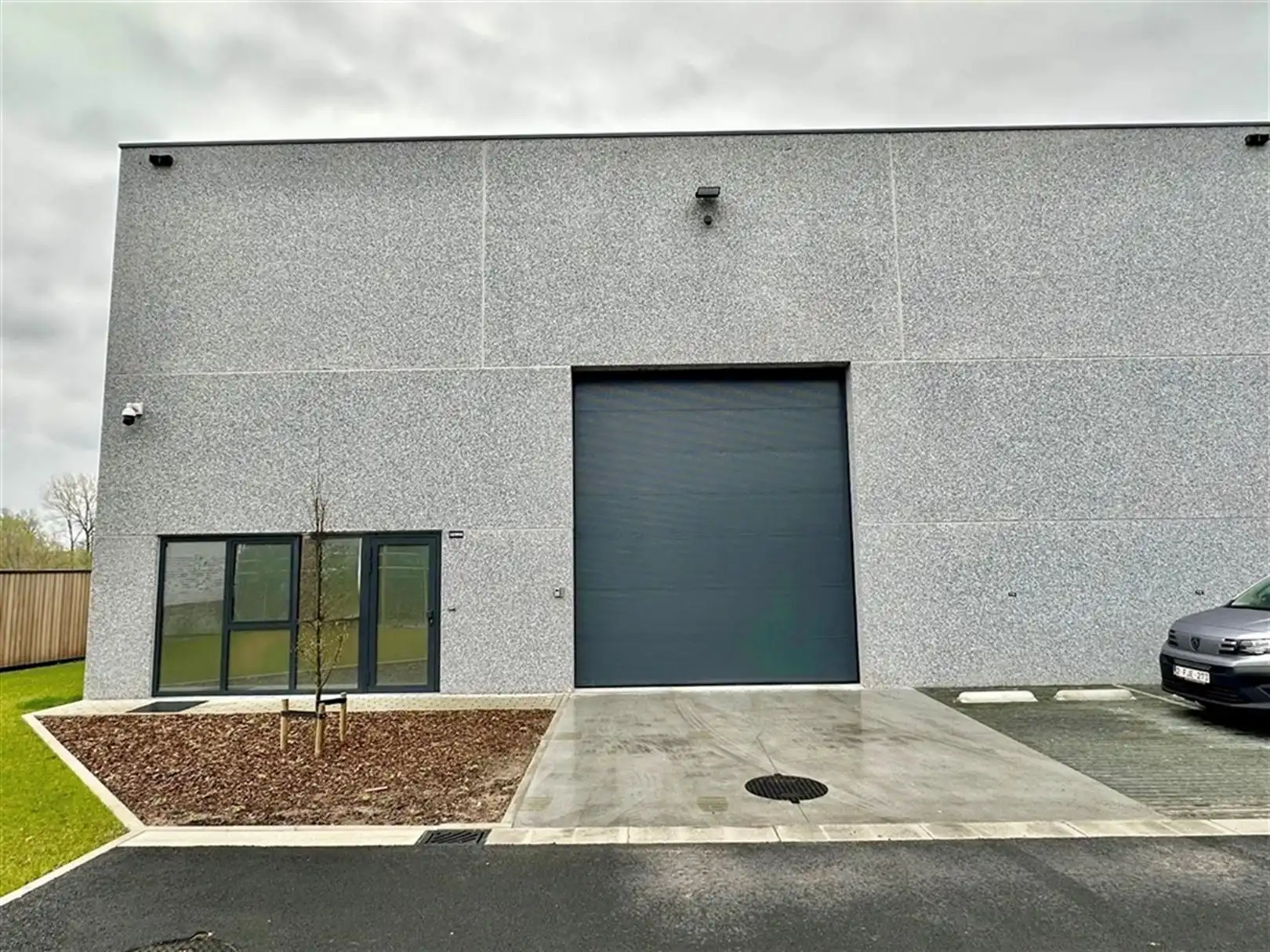 Nieuwbouw KMO-unit te koop in Brakel foto 3