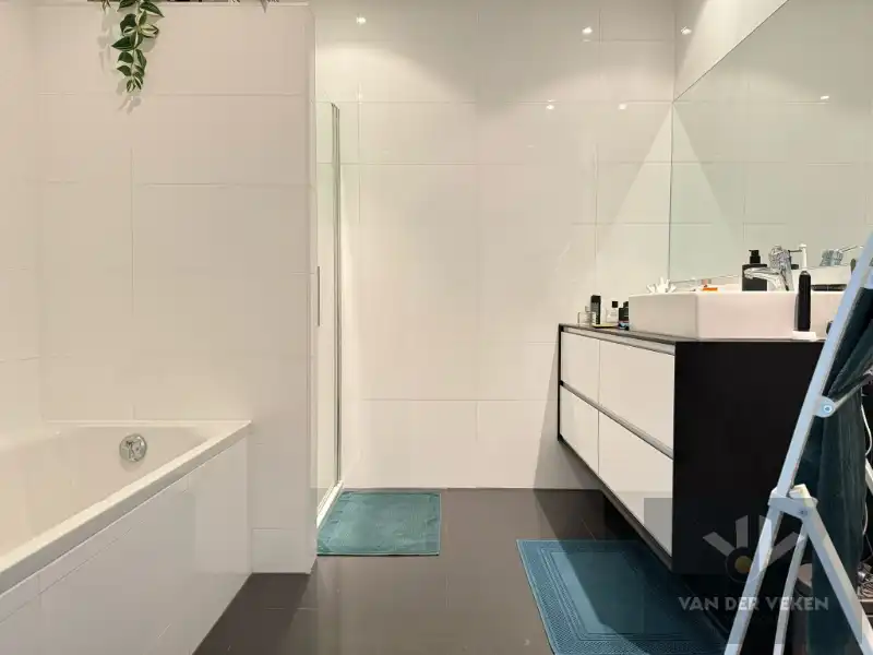 Instapklaar gemeubeld 2-slaapkamer appartement foto 8