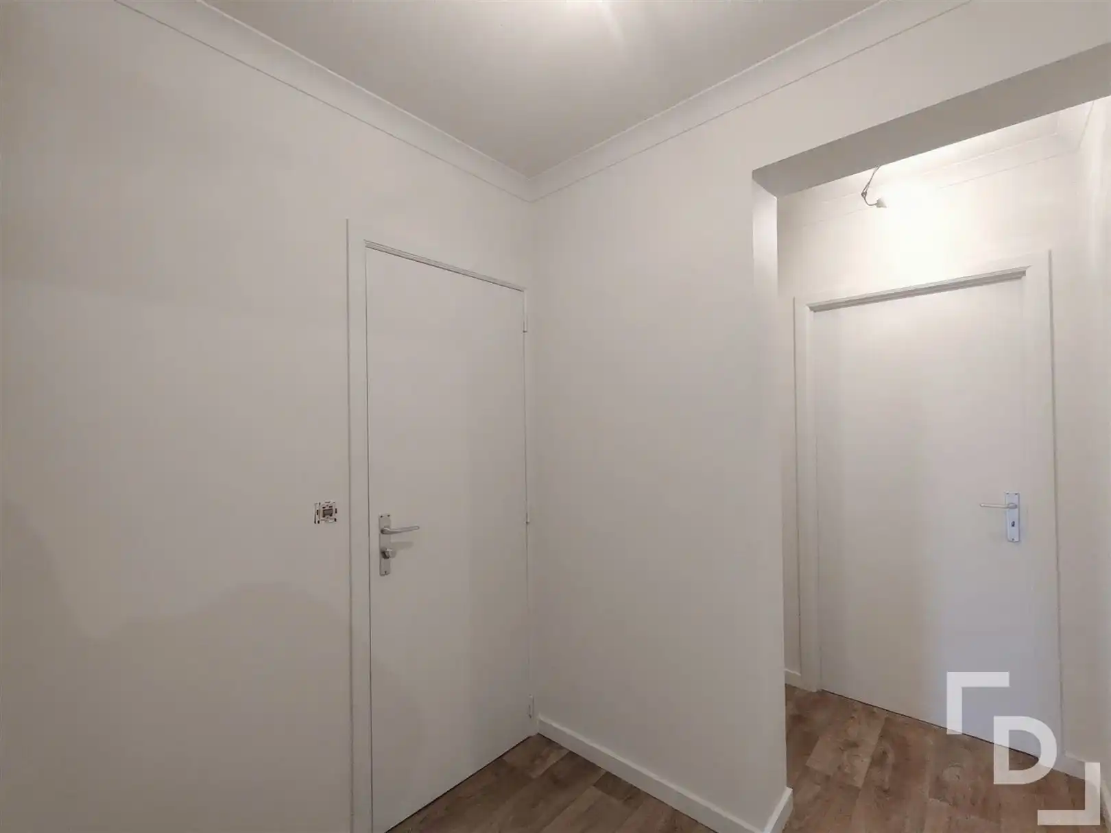 Gerenoveerd appartement in centrum Ieper foto 5