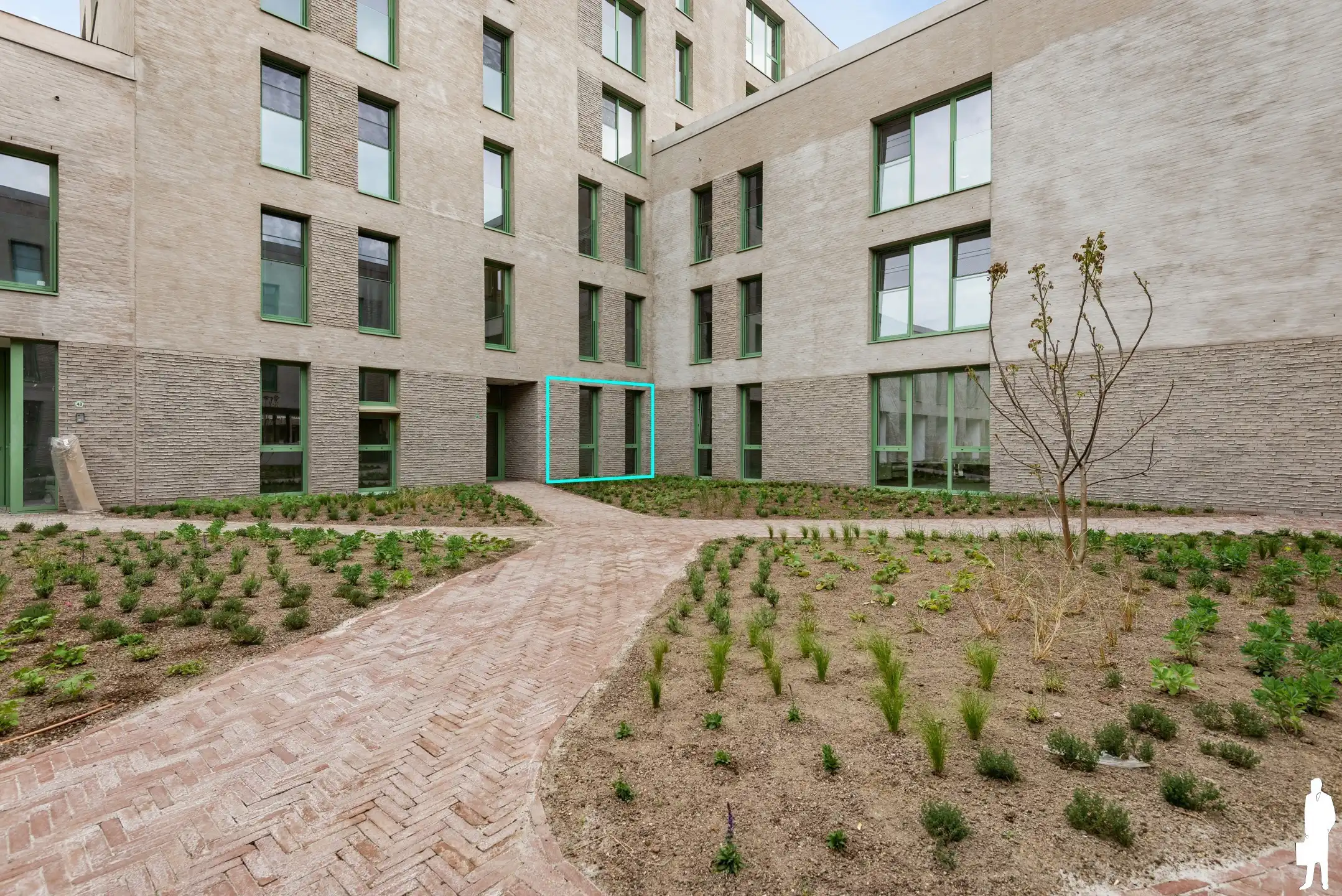 GLVL appartement met 2 slpks, ruim terras en autostaanplaats foto 14