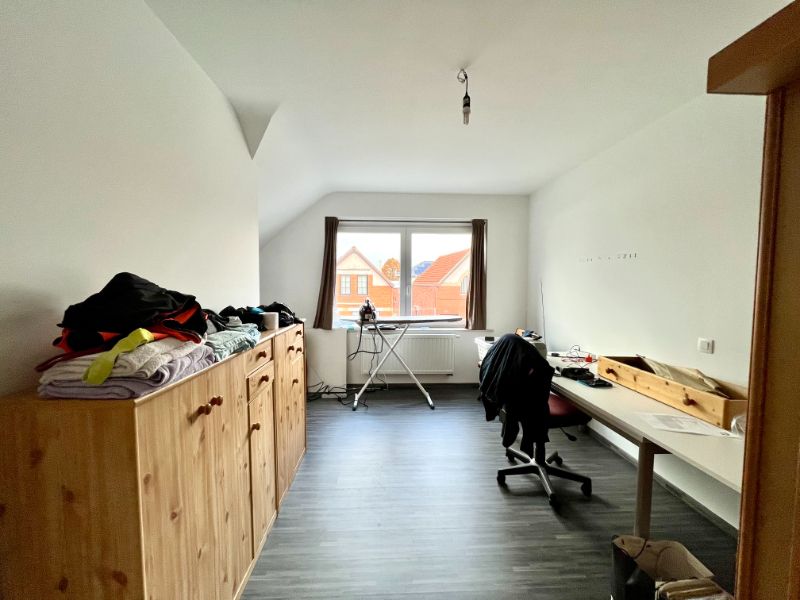 KARAKTERVOLLE HALFOPEN BEBOUWING TE BOEKHOUTE foto 6