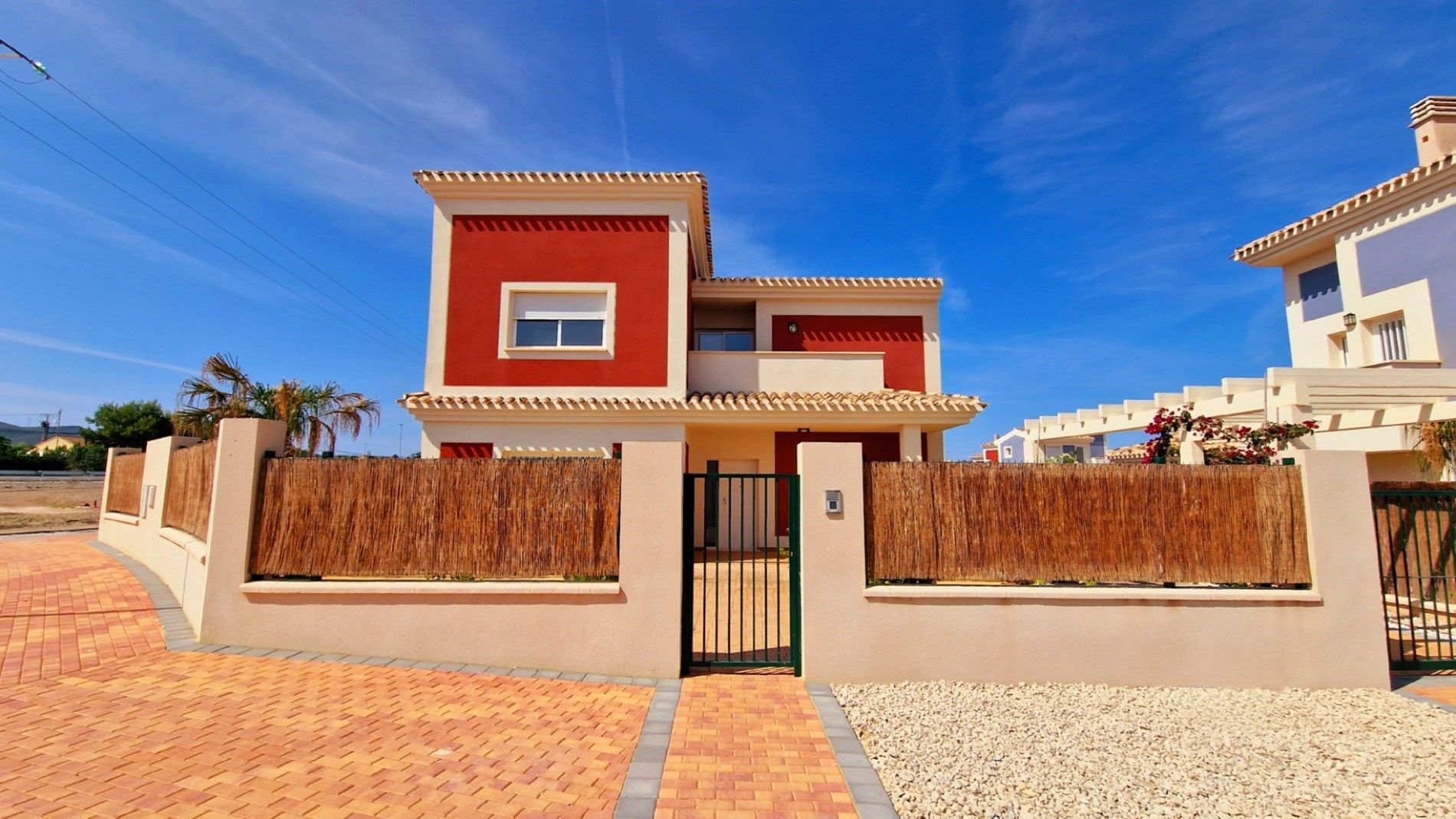 Ruime vrijstaande villa's verdeeld over twee verdiepingen in Lorca, Murcia foto 16