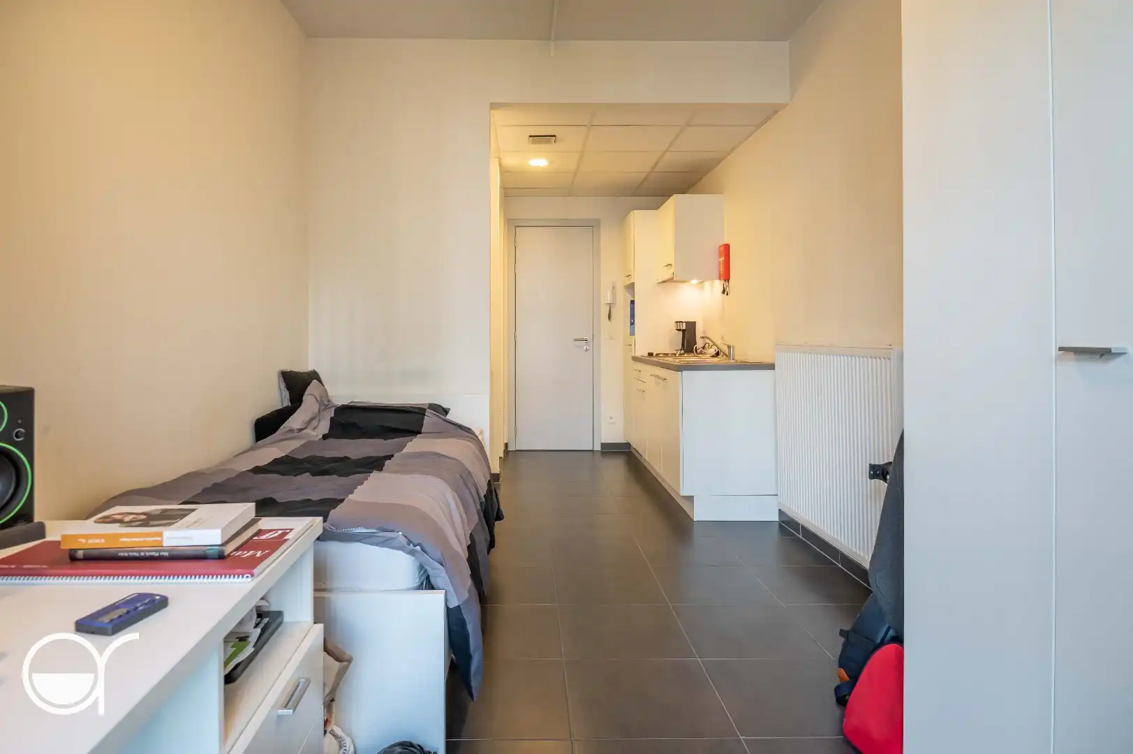 Studentenkamer met eigen douche en kitchenette in "Blaisantpark" foto 8