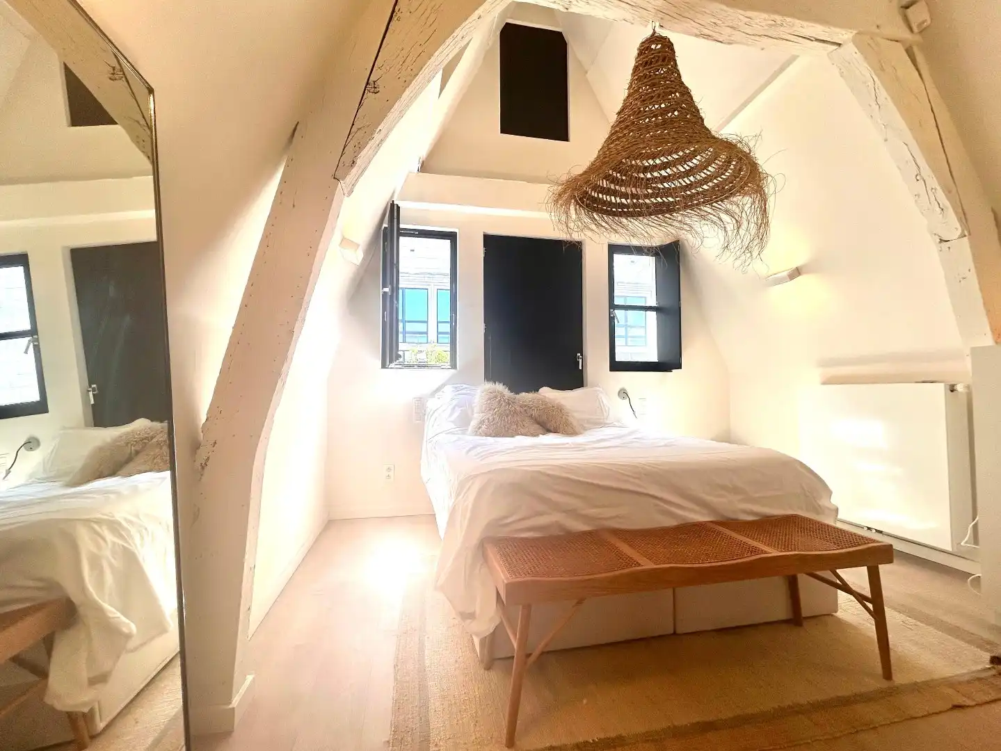 Unieke duplex nabij de Groenplaats te huur  foto 6