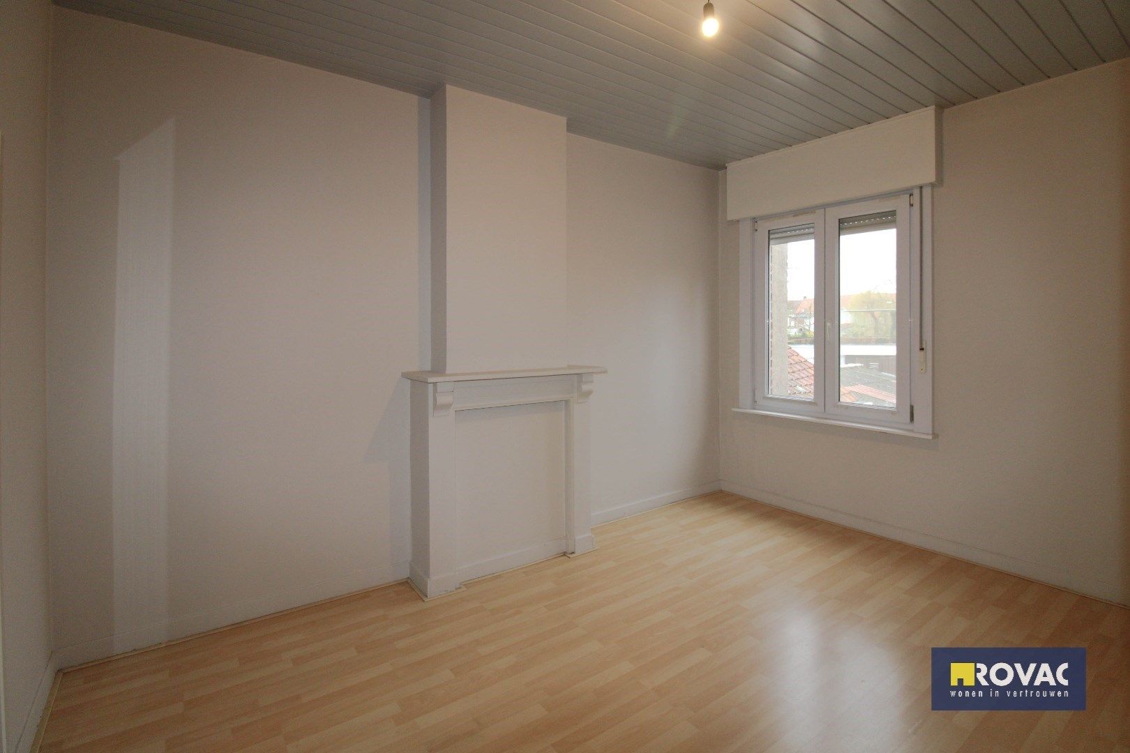 Rijwoning met groot terras! foto 17