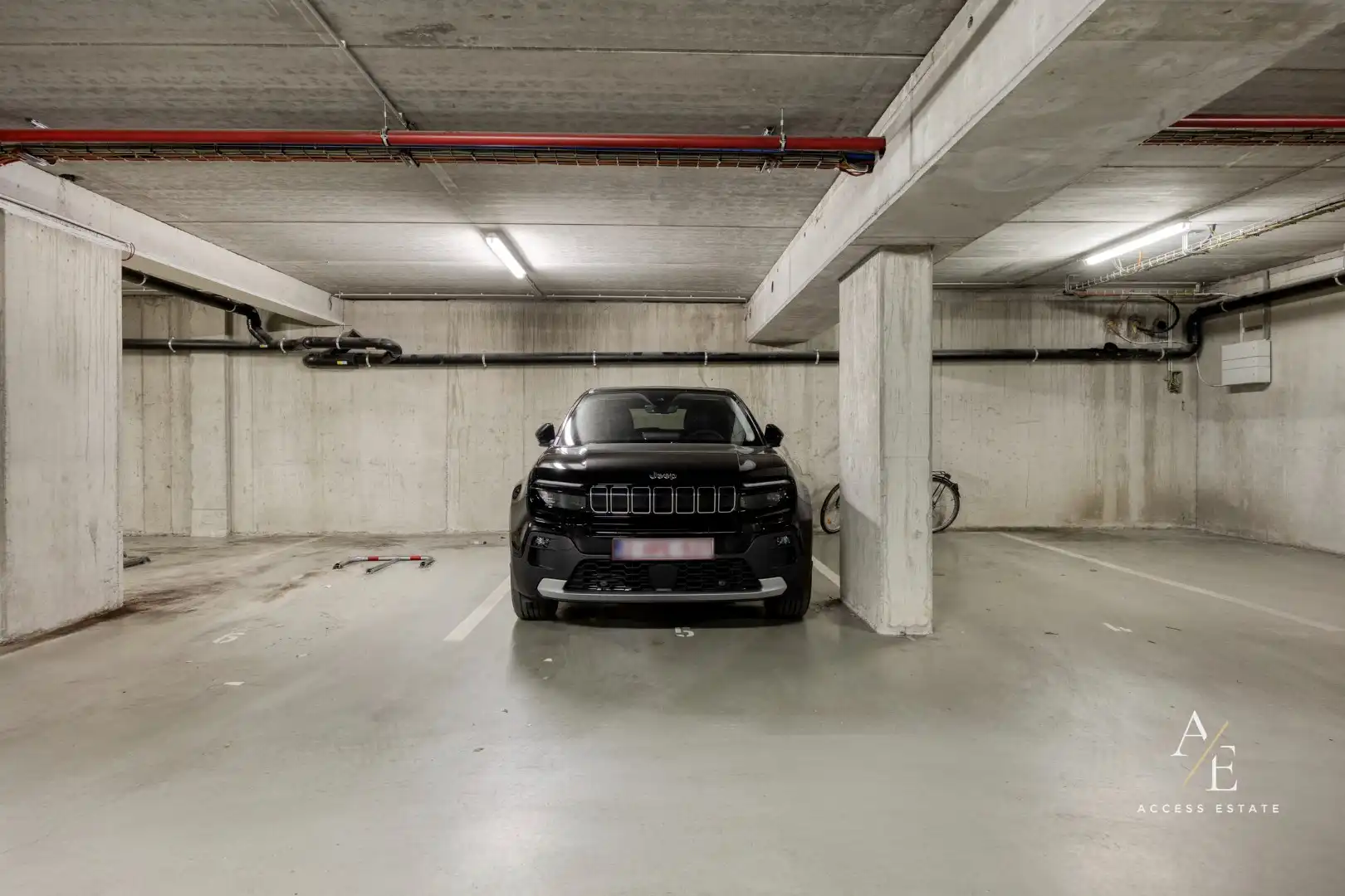 GENT – Recent tweeslaapkamer appartement met groot terras en ondergrondse staanplaats foto 12