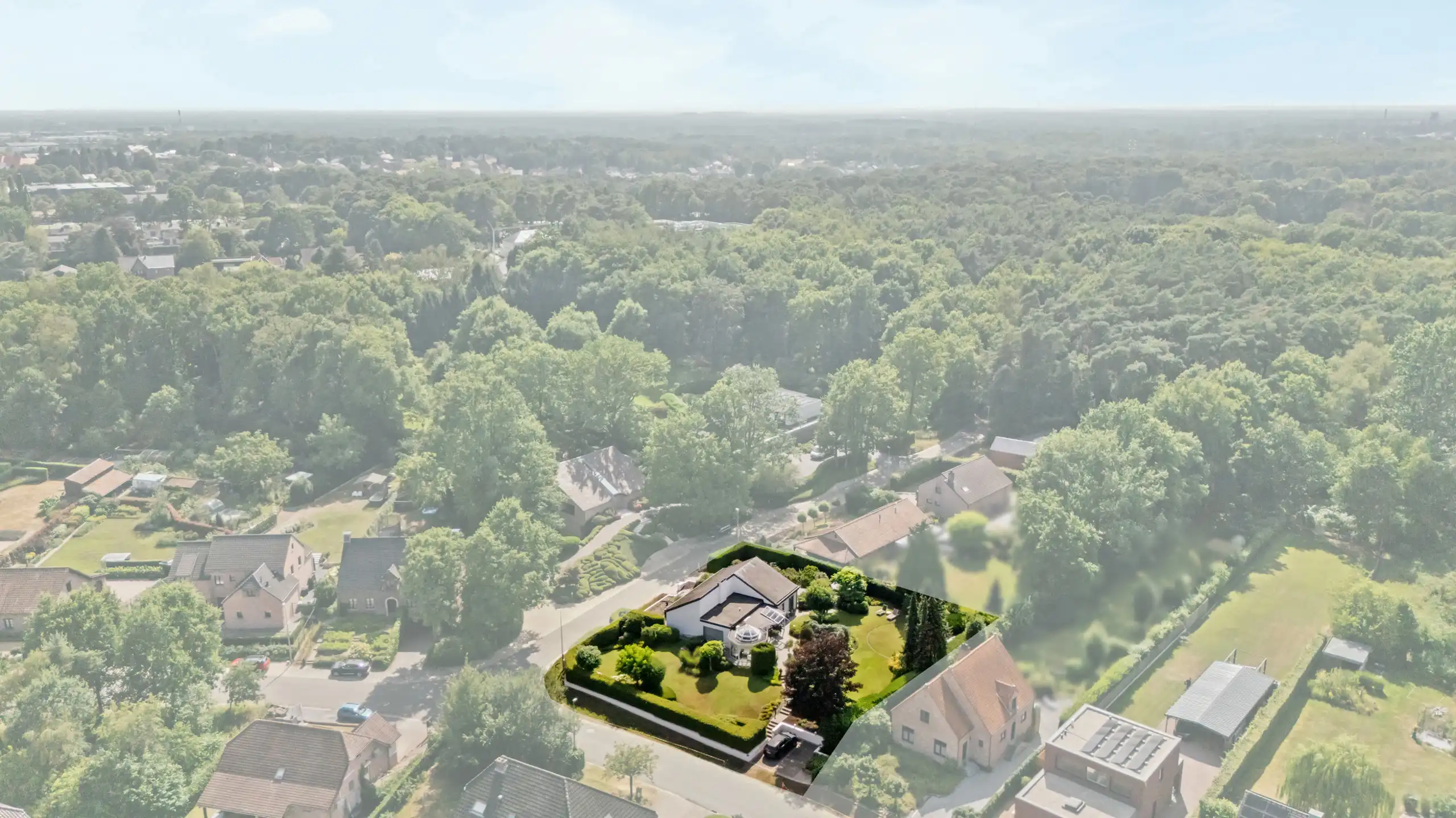 Verrassend eigentijdse woning inclusief bouwgrond foto 28
