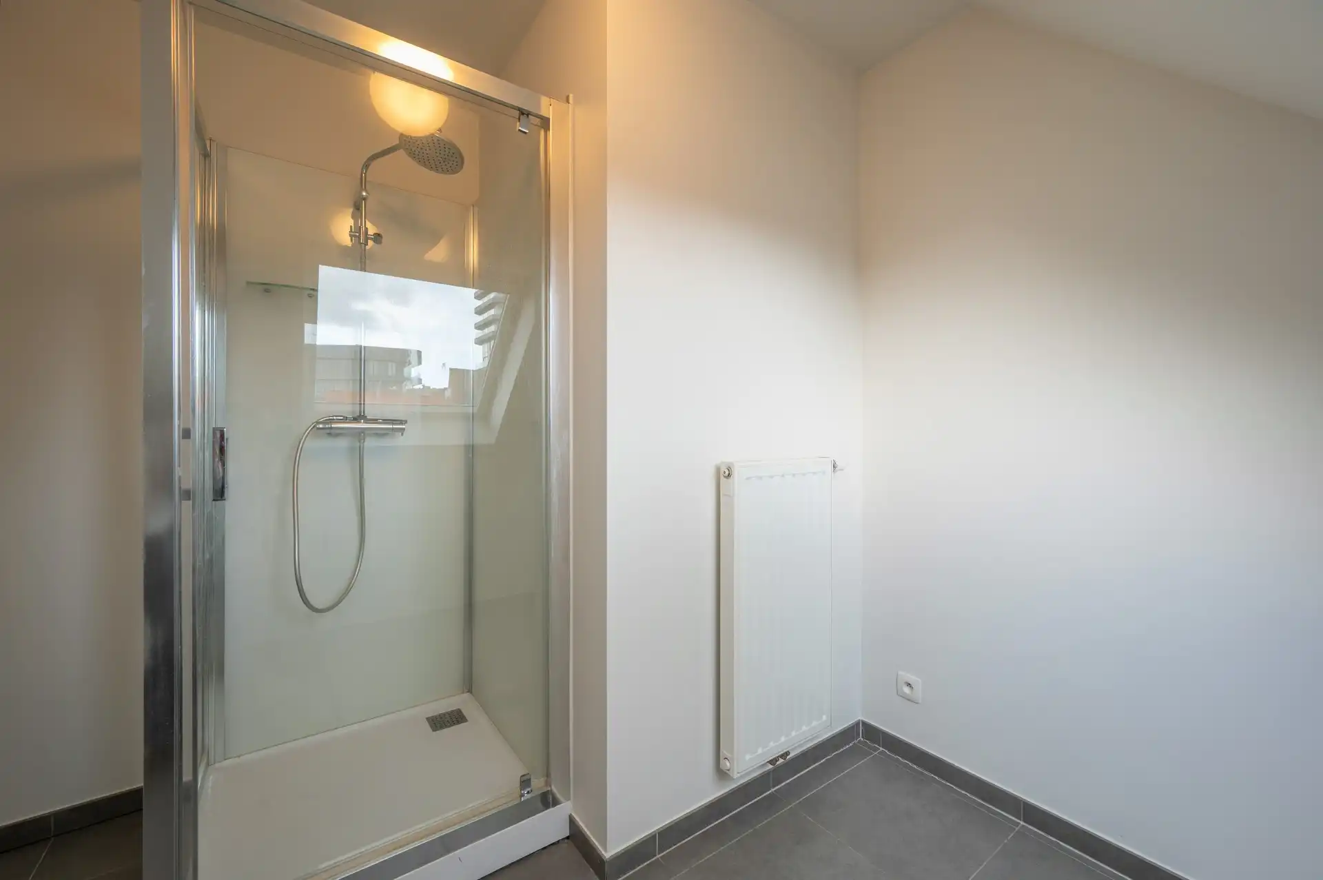 Recent en gezellig duplexappartement in het centrum van Heist foto 12