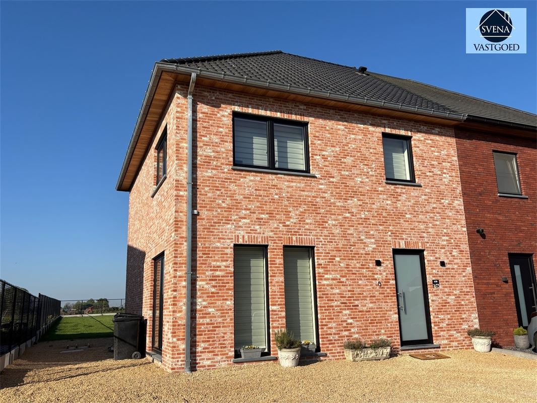RECENTE BEN WONING ONDER REGISTRATIERECHTEN foto 15