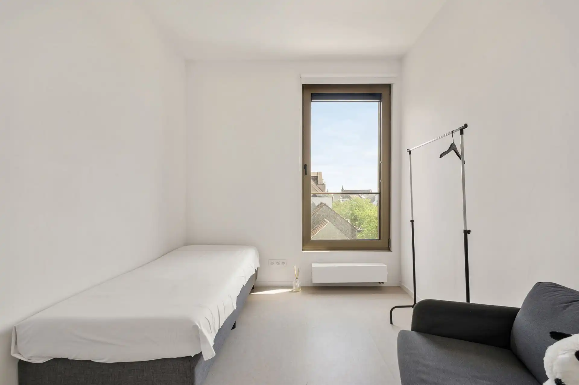 TOPGELEGEN APPARTEMENT met 2 slaapkamers en leuk ZONNETERRAS foto 19