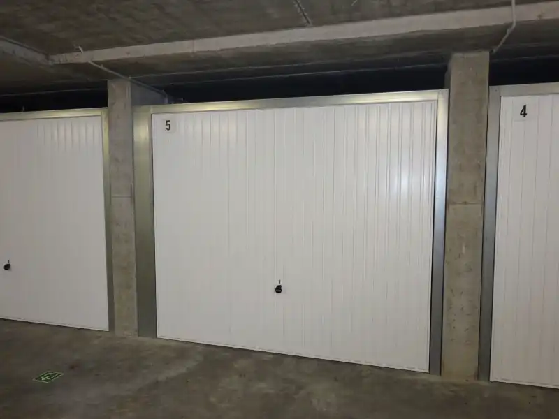 Instapklaar en verzorgd appartement met 2 slaapkamers, terras en garage foto 12