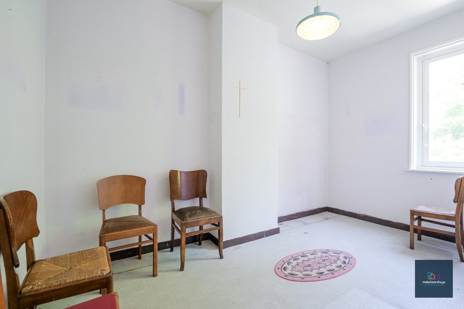 Centraal gelegen te renoveren woning in rij met tuin te Mariakerke foto 18